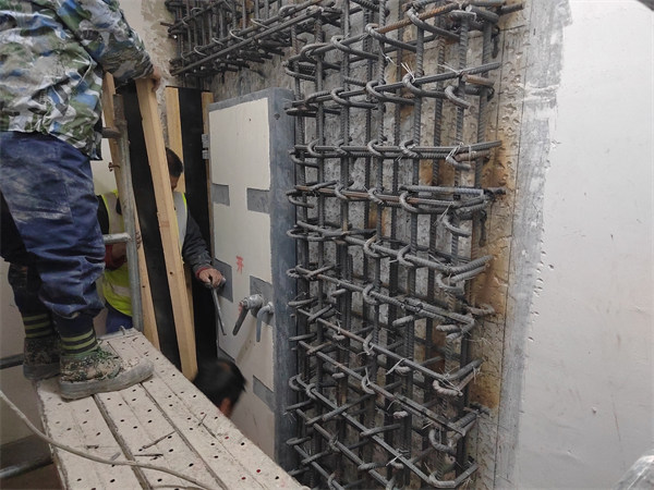 環(huán)縣南門(mén)甕城商業(yè)綜合體建設(shè)項(xiàng)目(一，三期)地下室開(kāi)洞加固工程